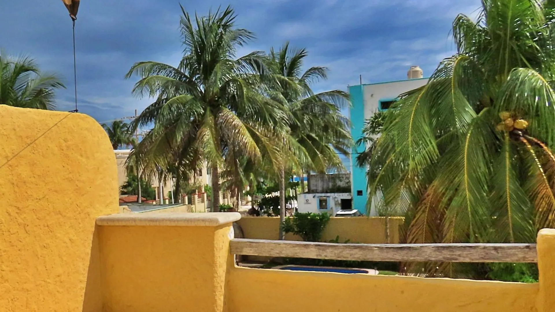 Studio Norte, Casa Brisamar Puerto Morelos 0*,  Mexique